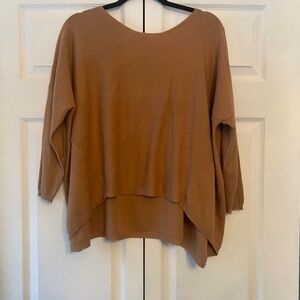 Grade & Gather Oversized lounge top in small/medium